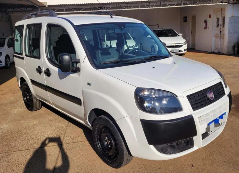 Fiat Doblo Essence 1.8 Flex 16V 5P 2020