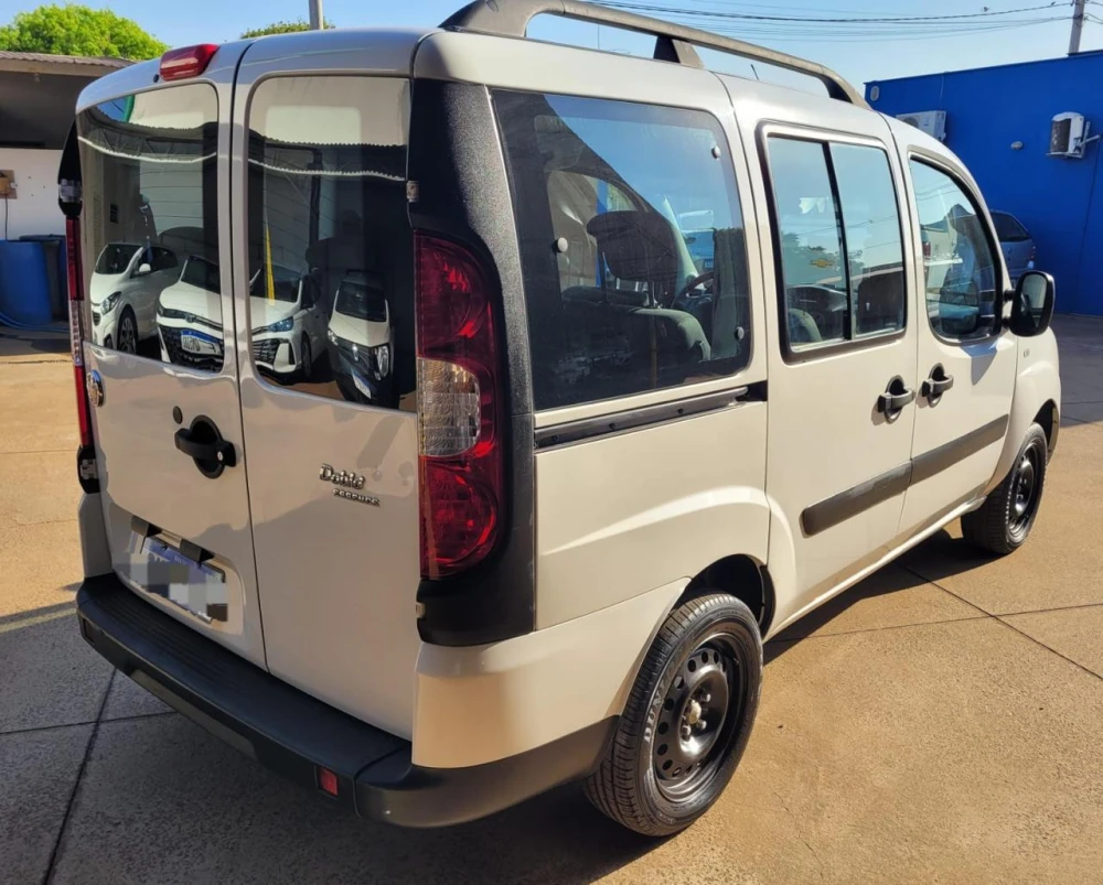 Fiat Doblo Essence 1.8 Flex 16V 5P 2020